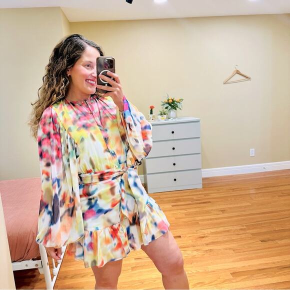 NWT Alexis Pink Multicolored Watercolor Long Sleeve Mini Dress Medium - Picture 1 of 14